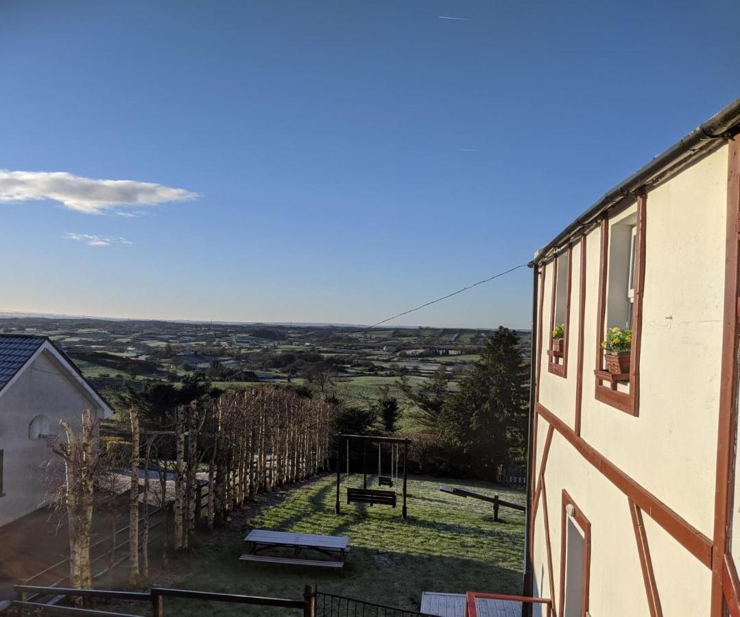 Granda Pat'S Loft Apartment Crossmaglen Exterior photo